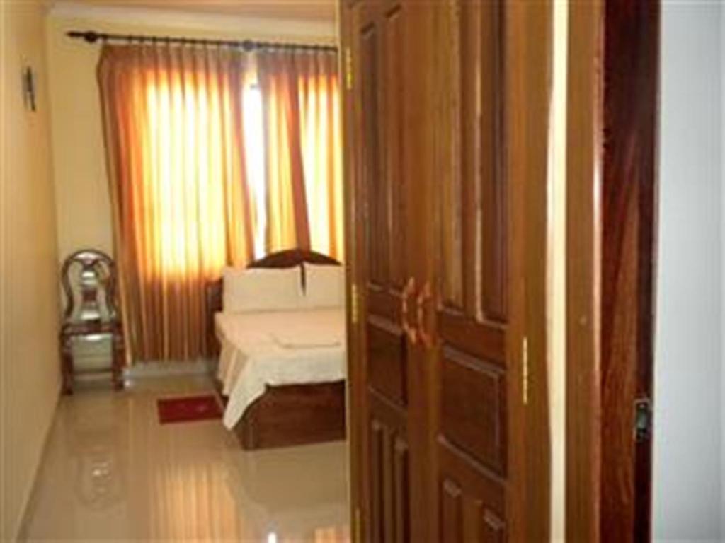 NyNy Hotel Kampot Szoba fotó