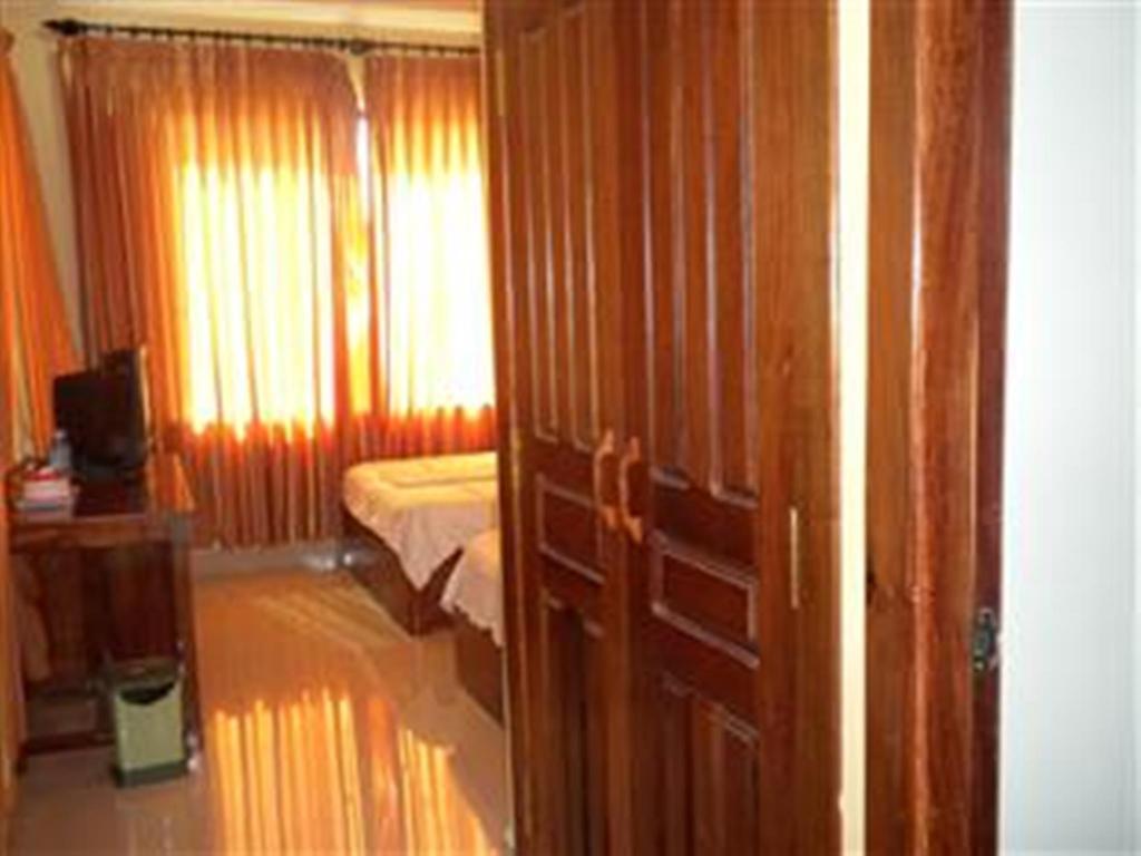 NyNy Hotel Kampot Kültér fotó